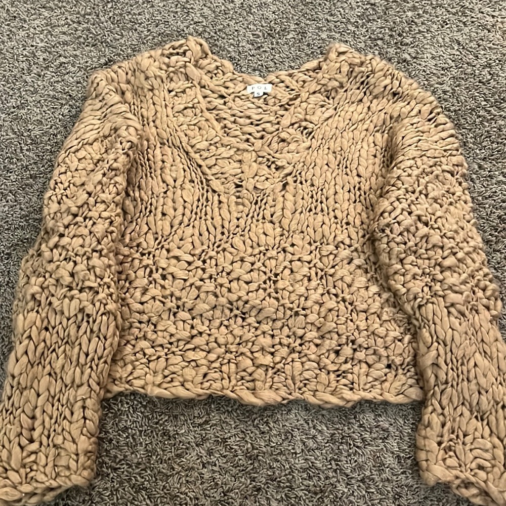 Oversized women’s tan sweater